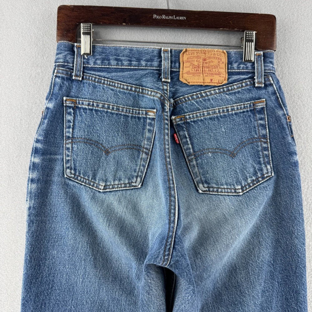 Vintage Levis Jeans Womens 33x36 (Fits 29x31) 501 High Rise Straight 80s USA - Picture 7 of 16